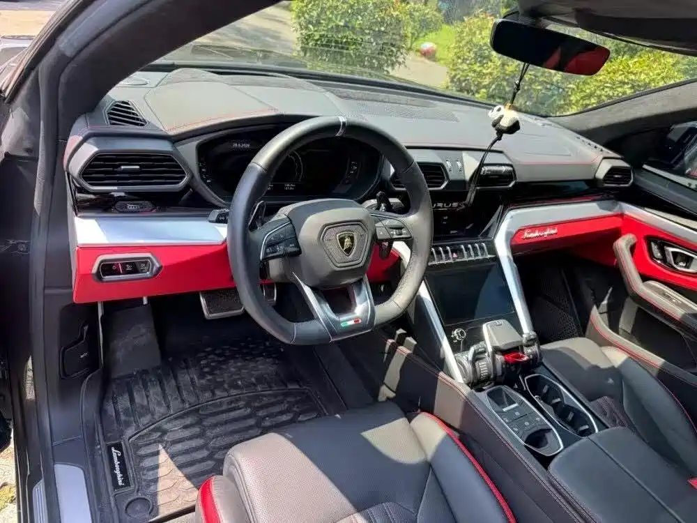 Lamborghini Urus — фото 5