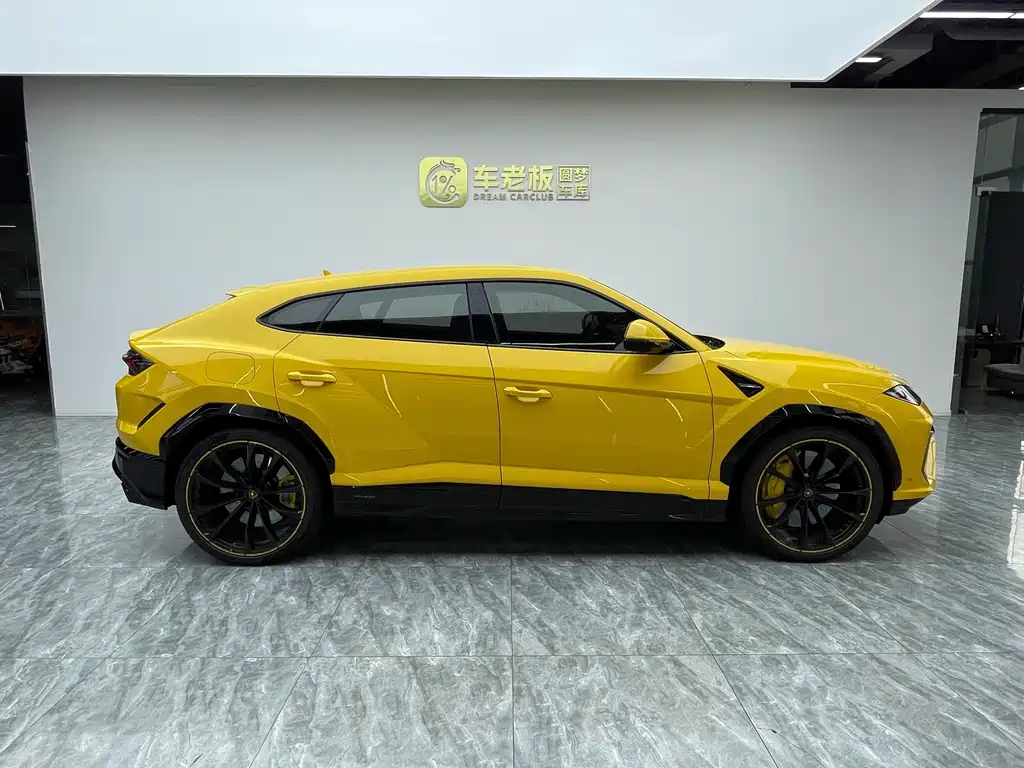 Lamborghini Urus SE — фото 3