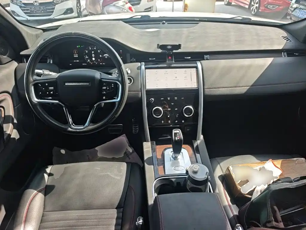 Land Rover Discovery Sport — фото 10