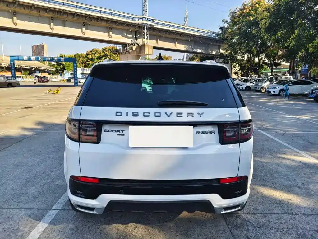 Land Rover Discovery Sport — фото 8