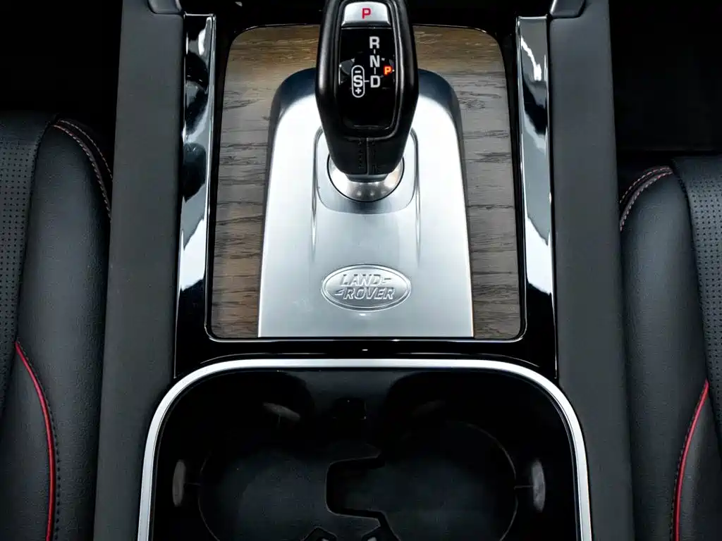 Land Rover Discovery Sport — фото 19