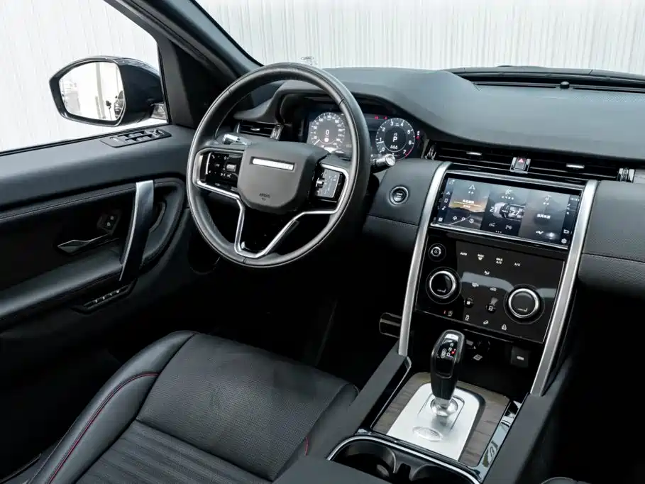 Land Rover Discovery Sport — фото 25