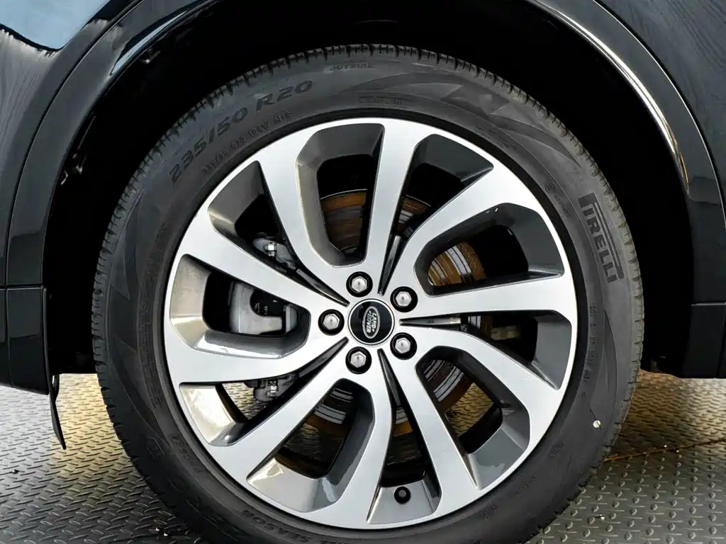 Land Rover Discovery Sport — фото 10