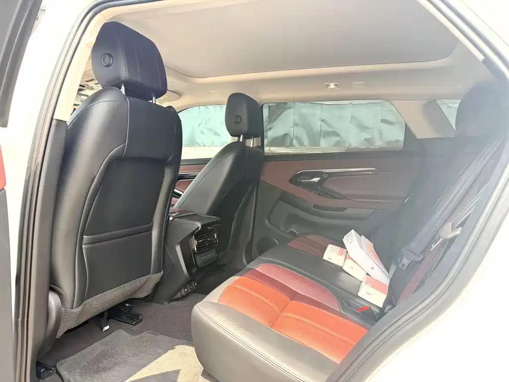 Land Rover Evoque — фото 6