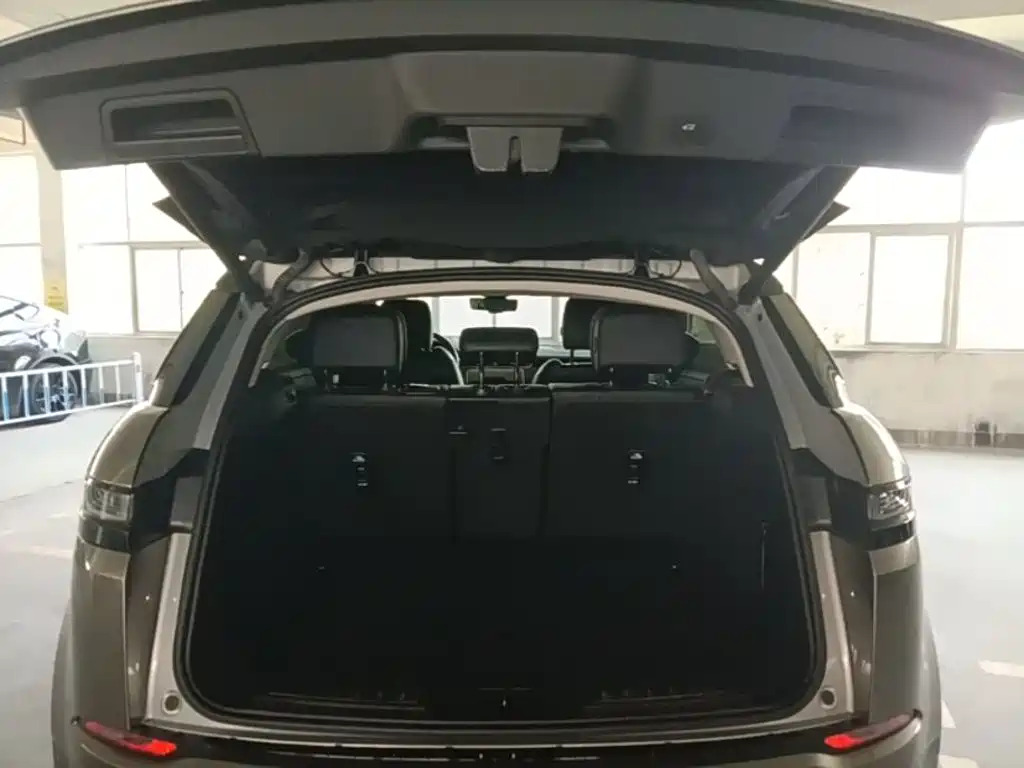 Land Rover Evoque — фото 19