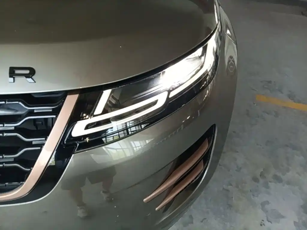 Land Rover Evoque — фото 24