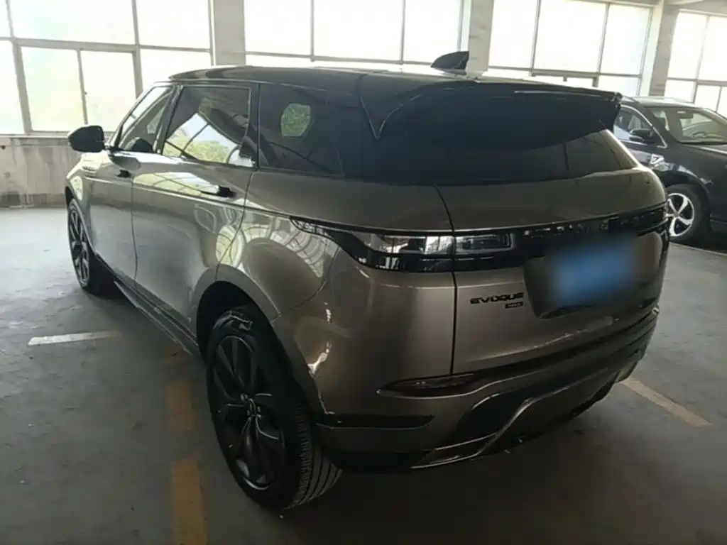 Land Rover Evoque — фото 5