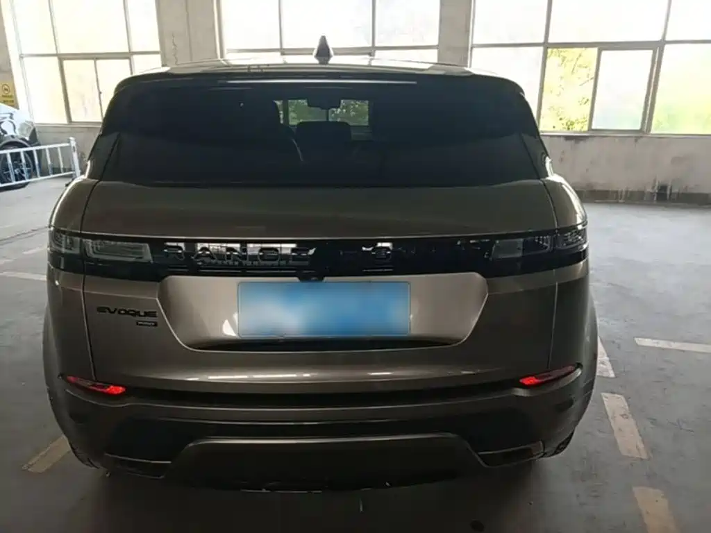 Land Rover Evoque — фото 6