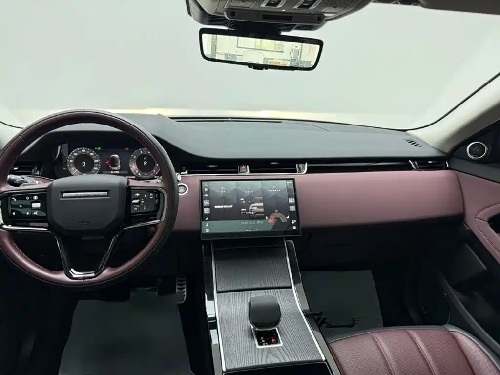 Land Rover Evoque — фото 22
