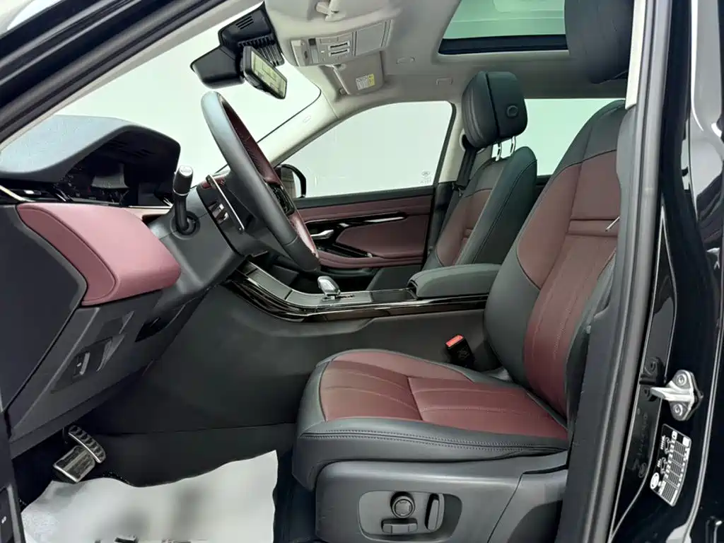 Land Rover Evoque — фото 23