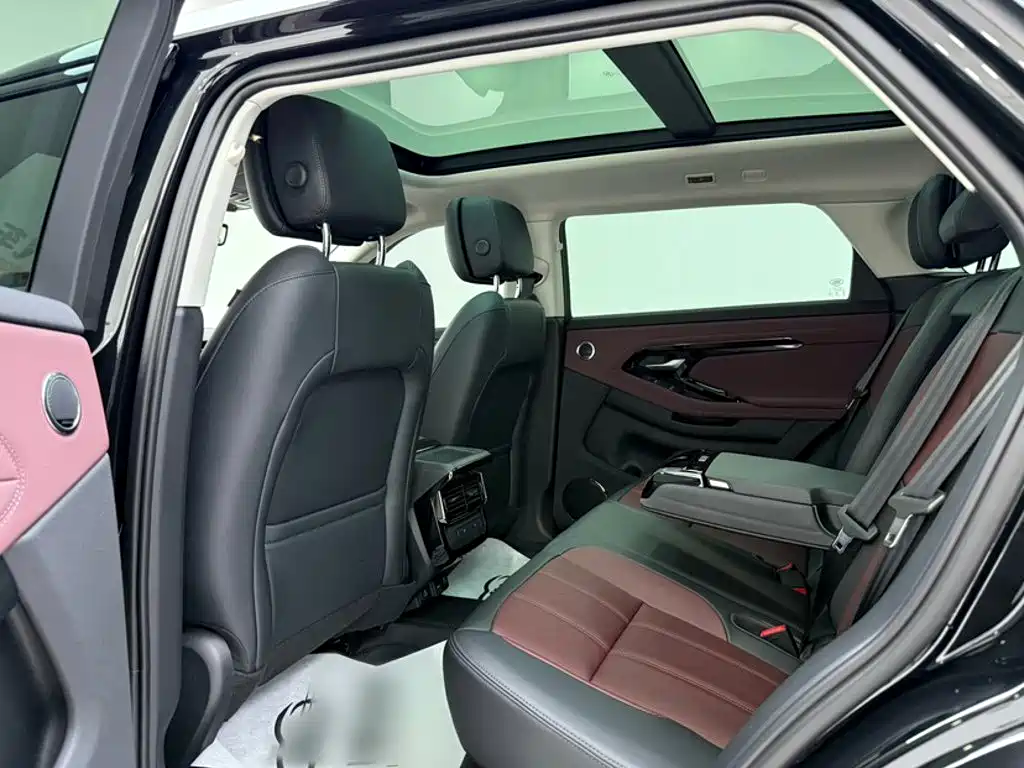 Land Rover Evoque — фото 24