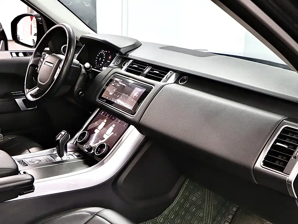 Land Rover Sport — фото 15