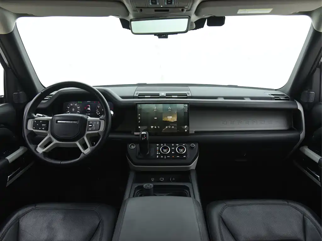 Land Rover Defender — фото 14