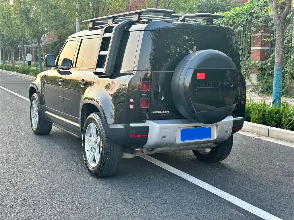 Land Rover Defender — фото 20