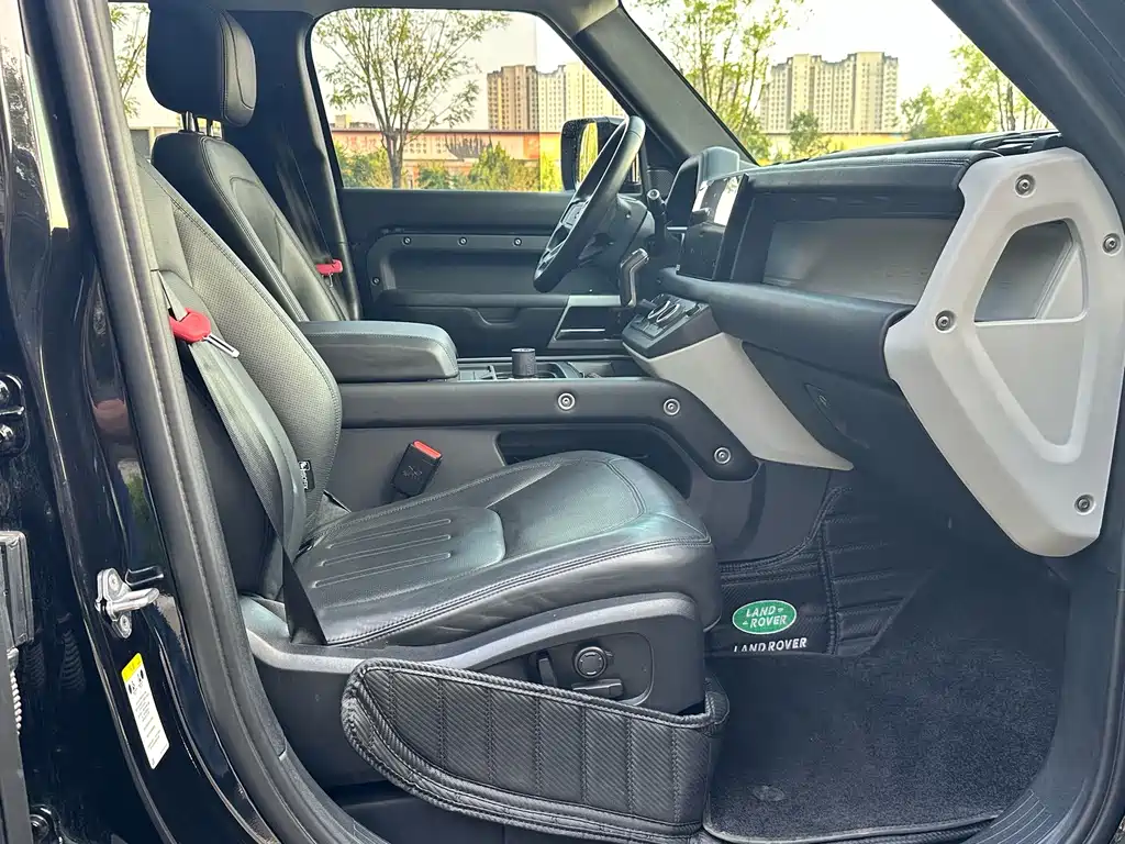 Land Rover Defender — фото 24