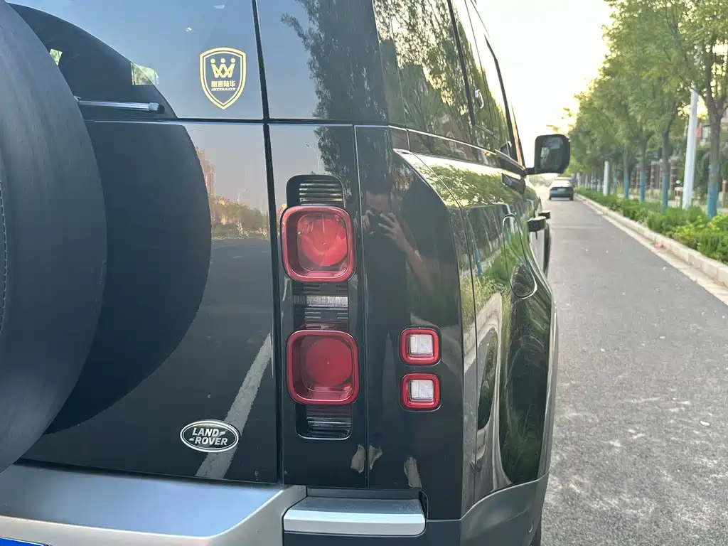 Land Rover Defender — фото 26