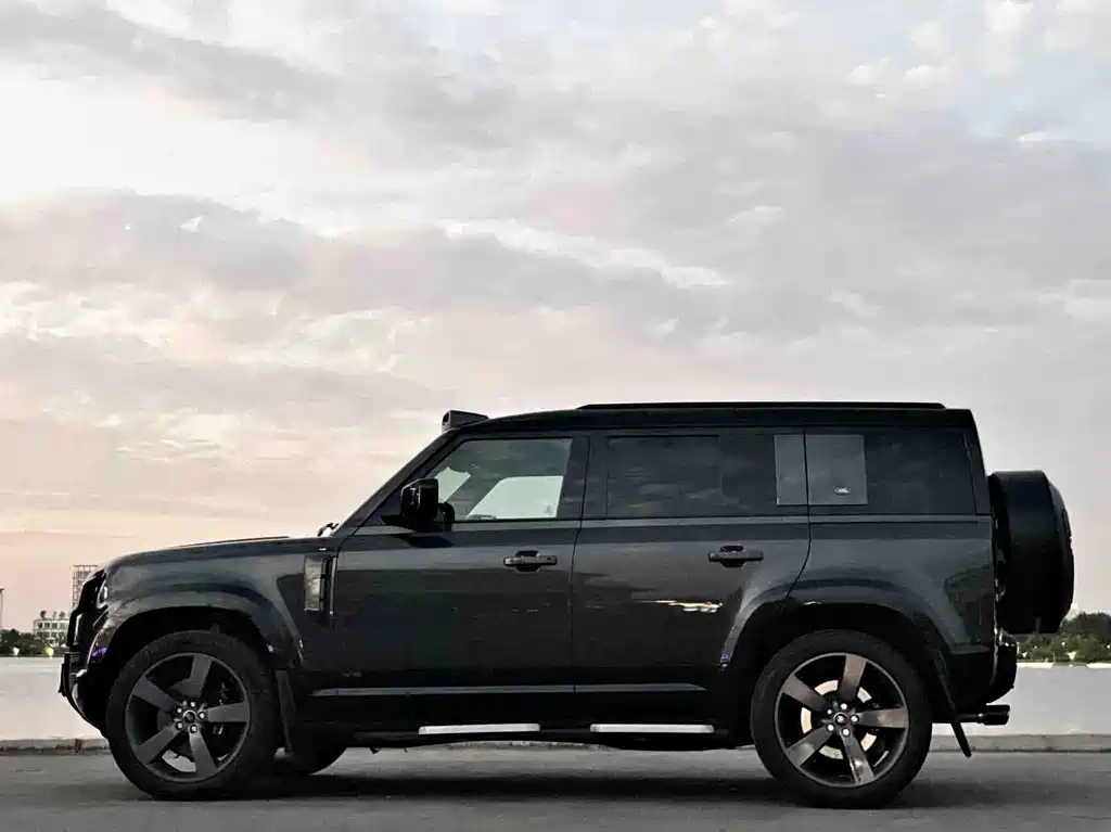 Land Rover Defender — фото 4