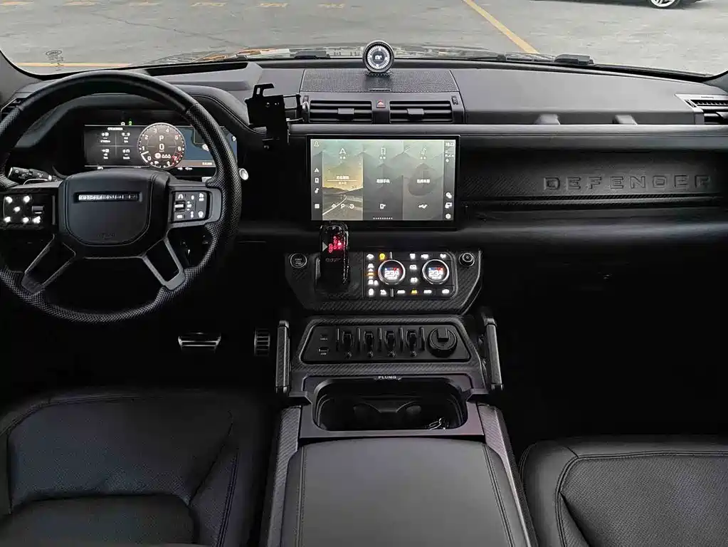 Land Rover Defender — фото 6