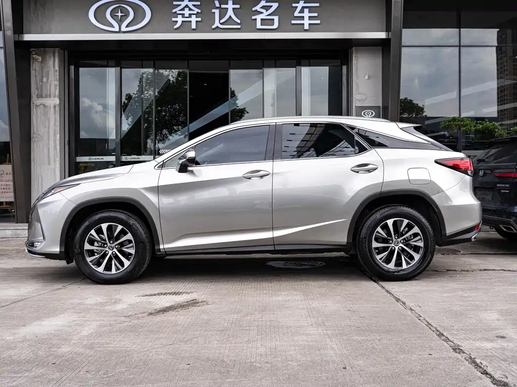 Lexus RX — фото 4
