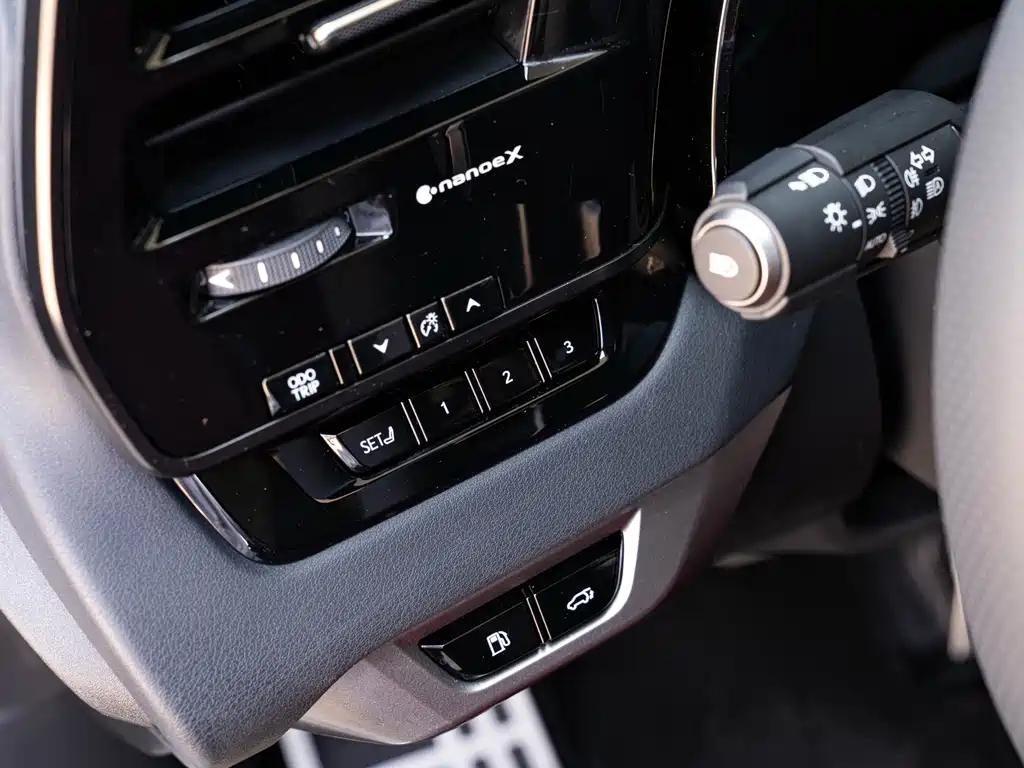 Lexus RX — фото 20