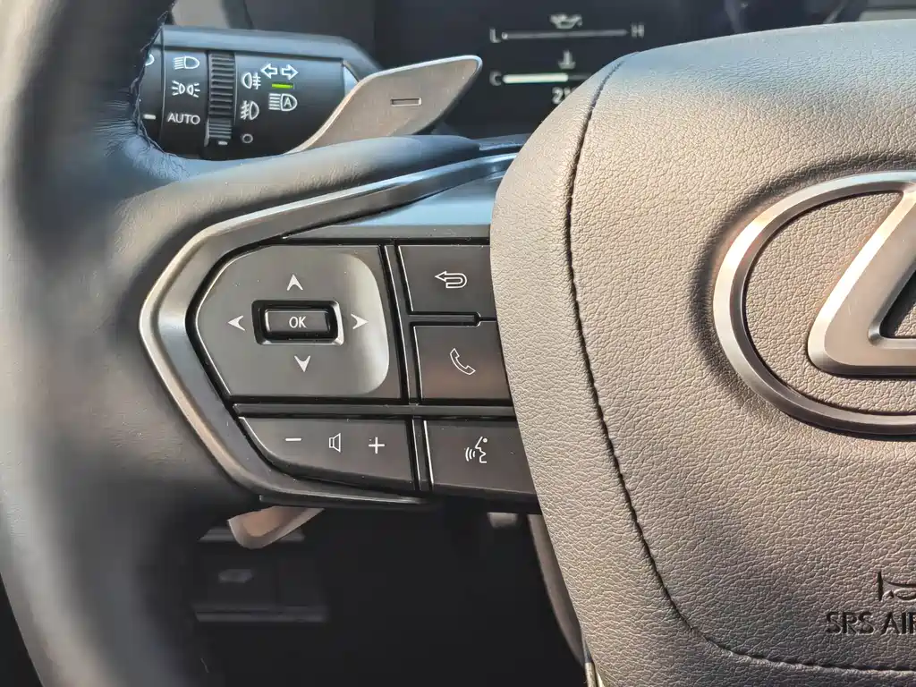 Lexus GX — фото 17