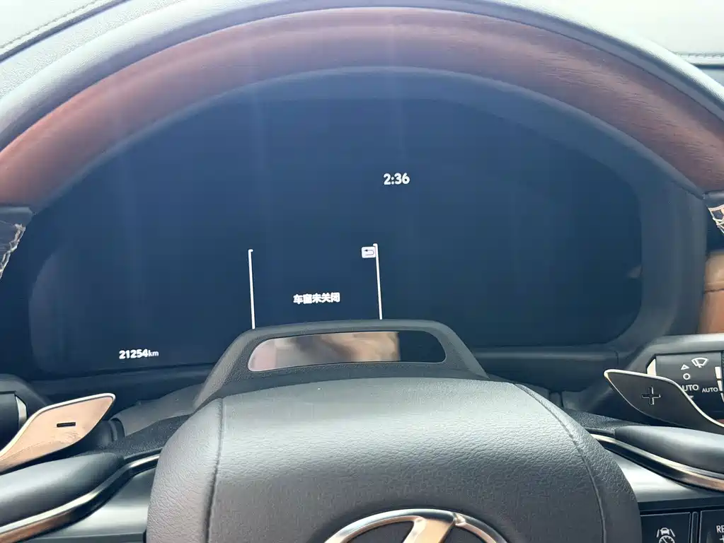 Lexus LX — фото 6