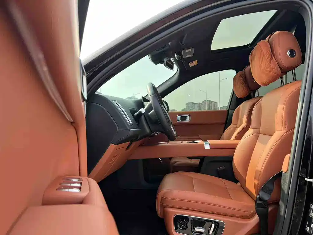 Li Auto Li L9 — фото 4