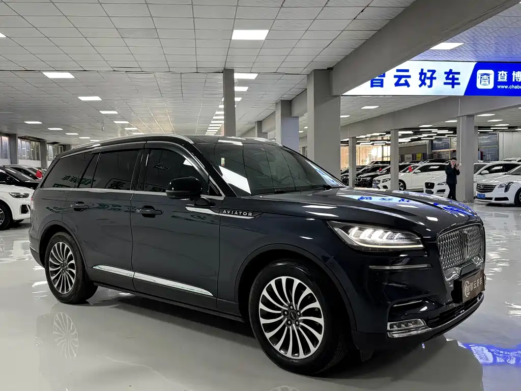 Lincoln Aviator — фото 3