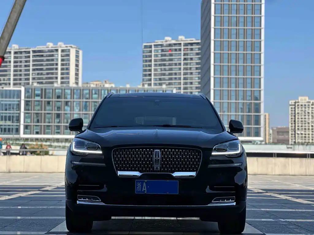 Lincoln Aviator — фото 2