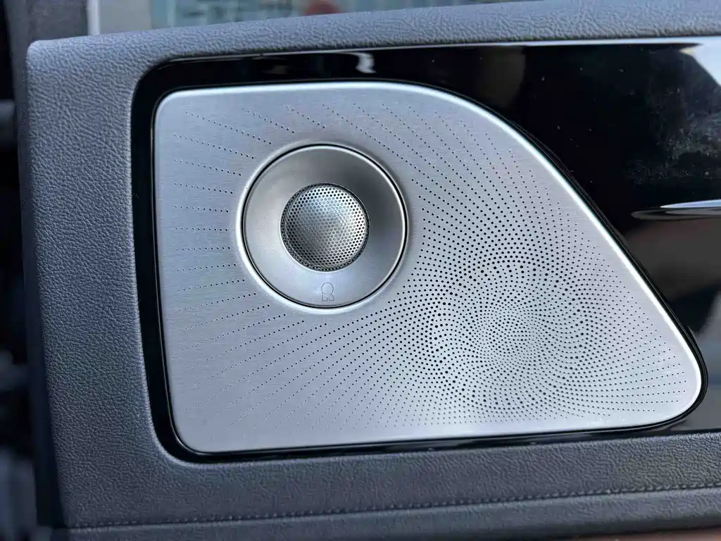 Lincoln Aviator — фото 18
