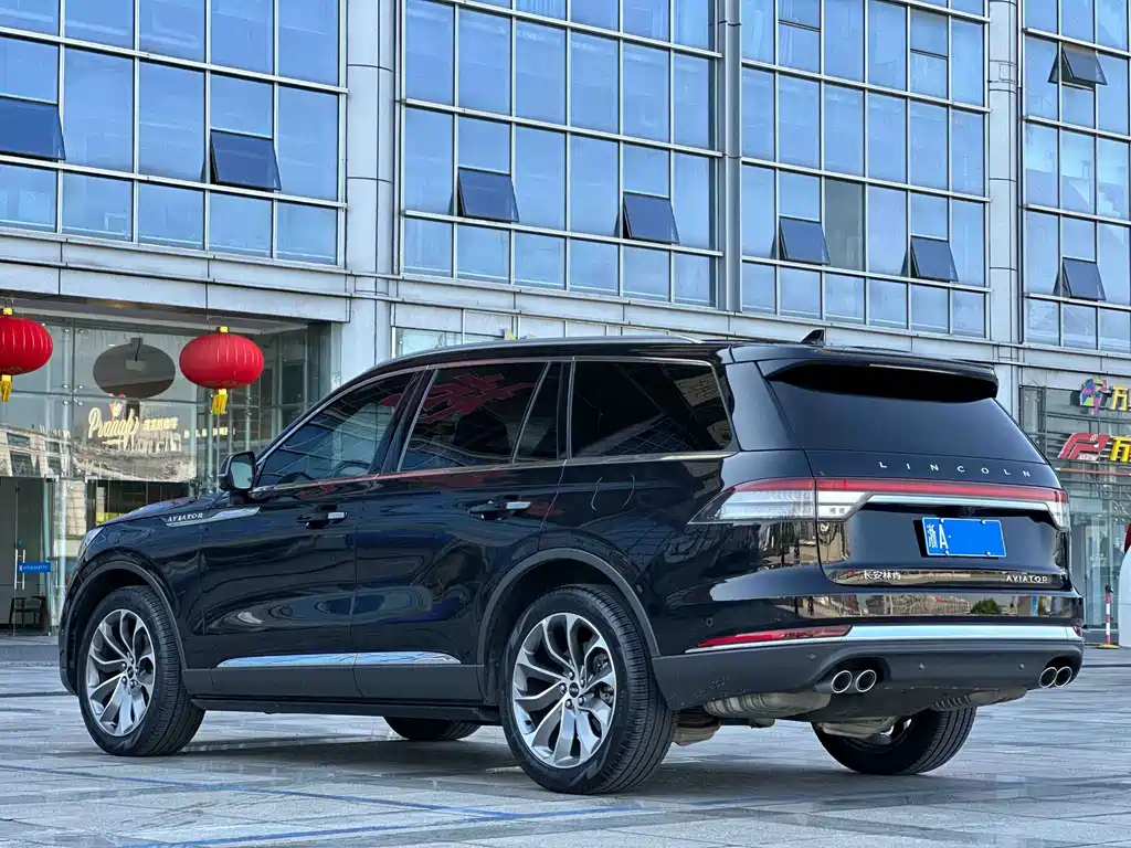 Lincoln Aviator — фото 4