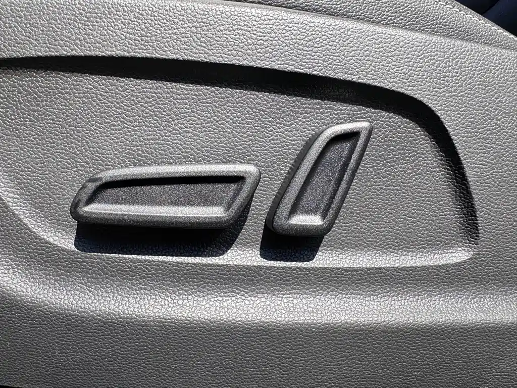 MG 6 New Energy — фото 18