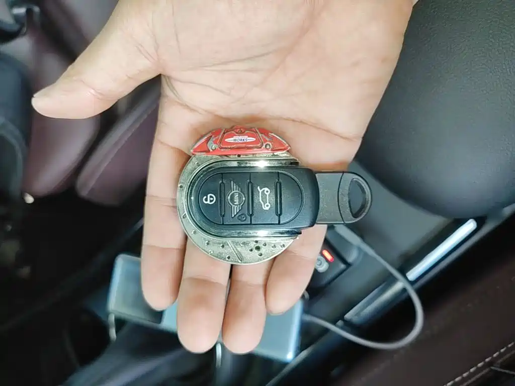 MINI Mini Clubman — фото 9