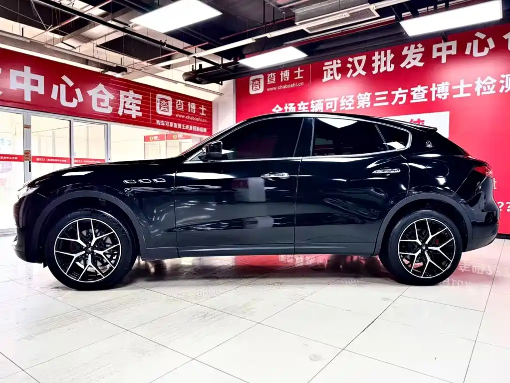 Maserati Levante — фото 4