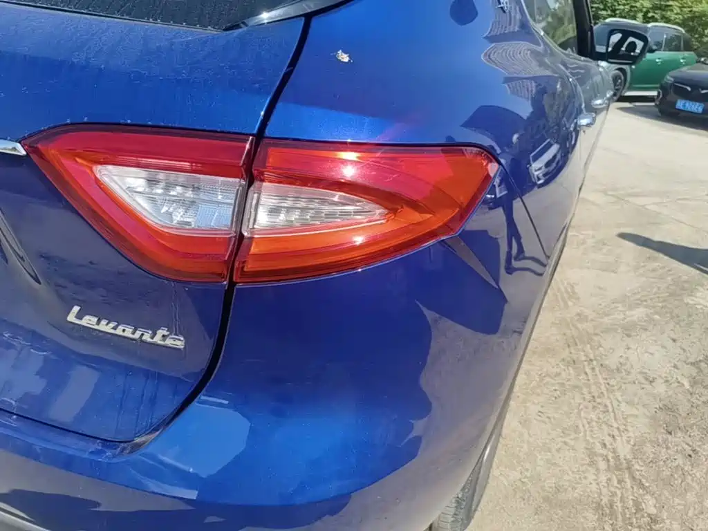 Maserati Levante — фото 8
