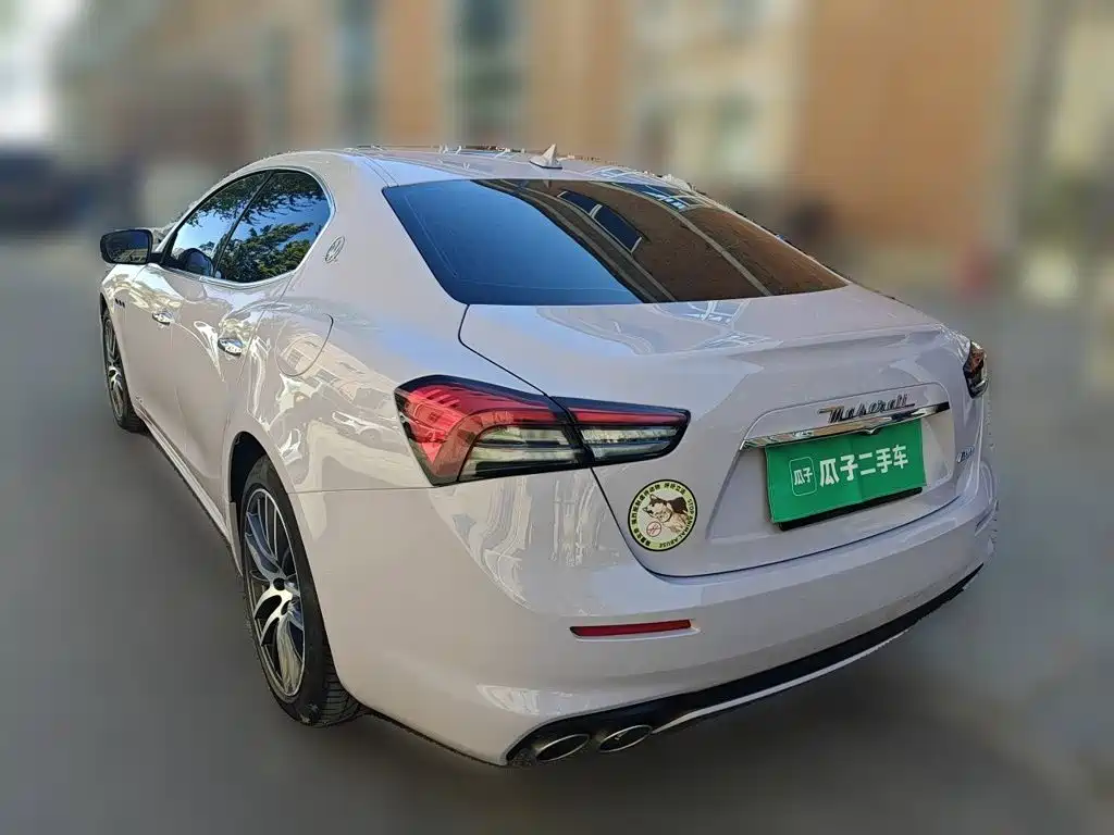 Maserati Ghibli — фото 25
