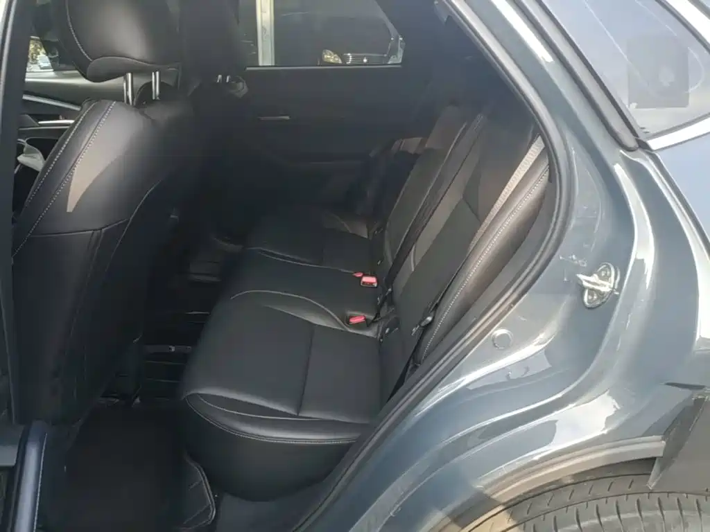 Mazda CX-30 — фото 17