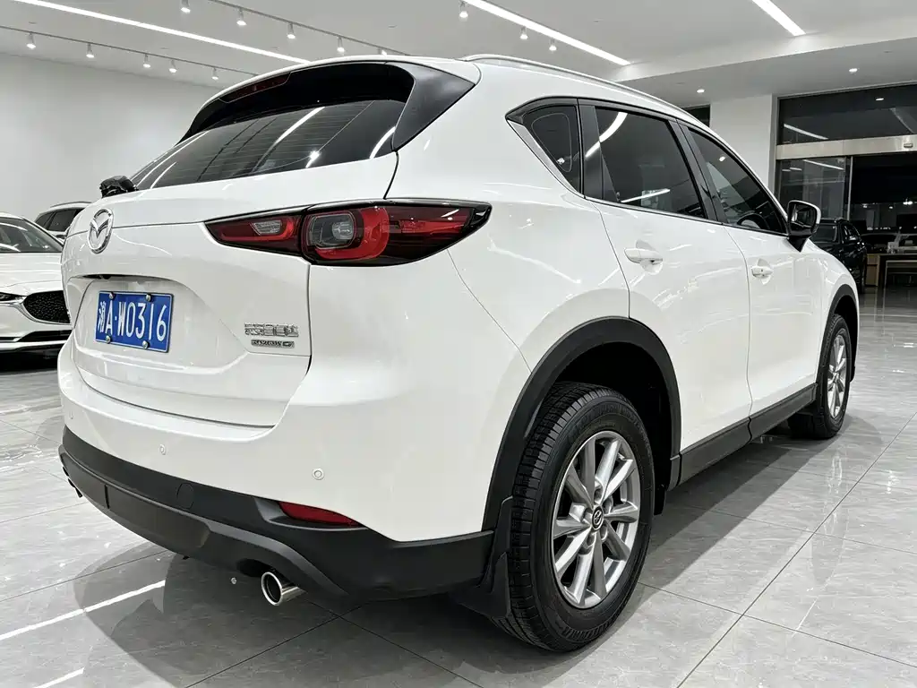 Mazda CX-5 — фото 7