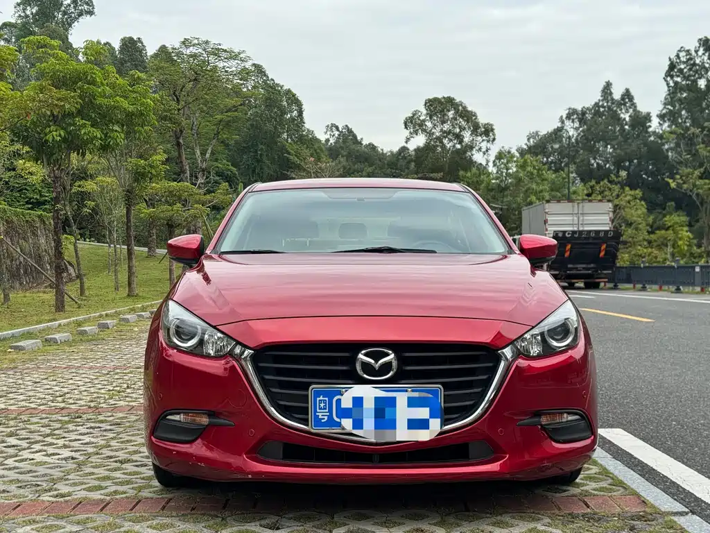 Mazda 3 Axela — фото 2