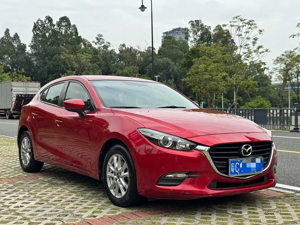 Mazda 3 Axela — фото 3
