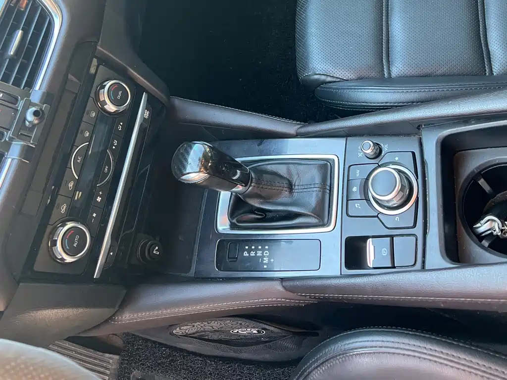 Mazda Atenza — фото 14