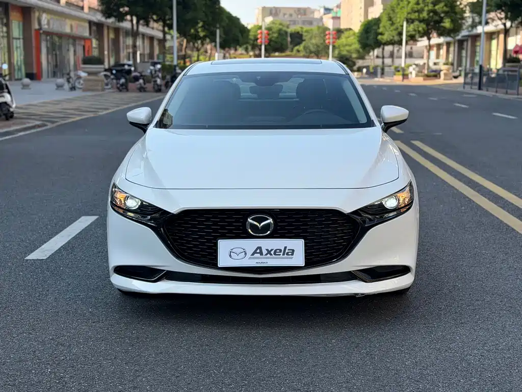Mazda 3 Axela — фото 2
