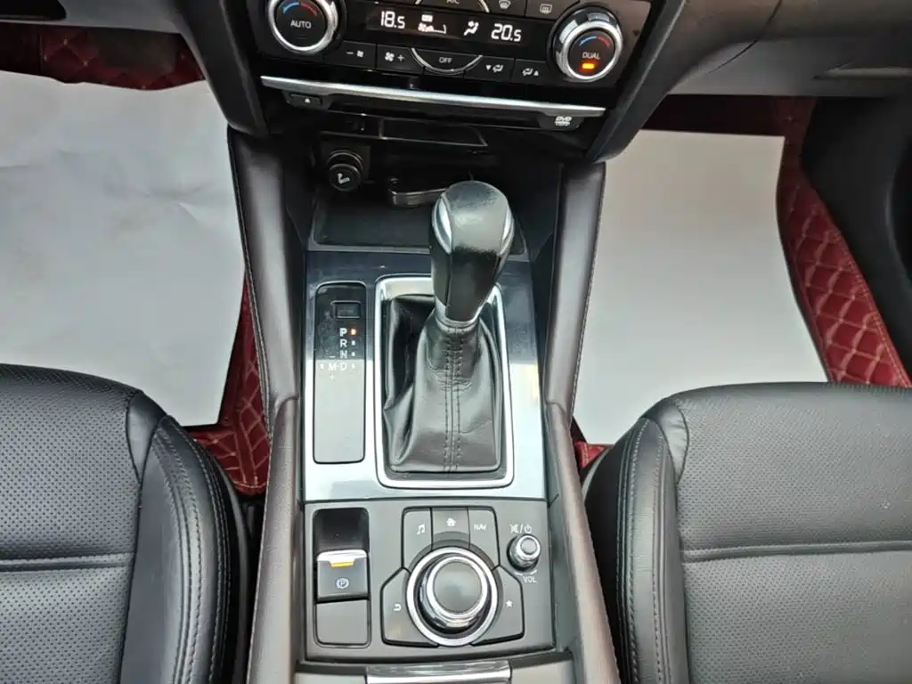 Mazda Atenza — фото 14