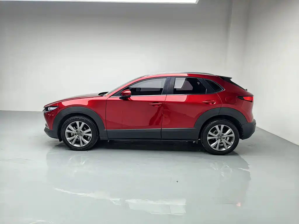 Mazda CX-30 — фото 2