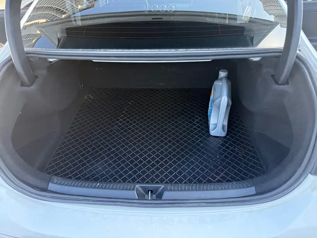 Mercedes-Benz A-Class — фото 13