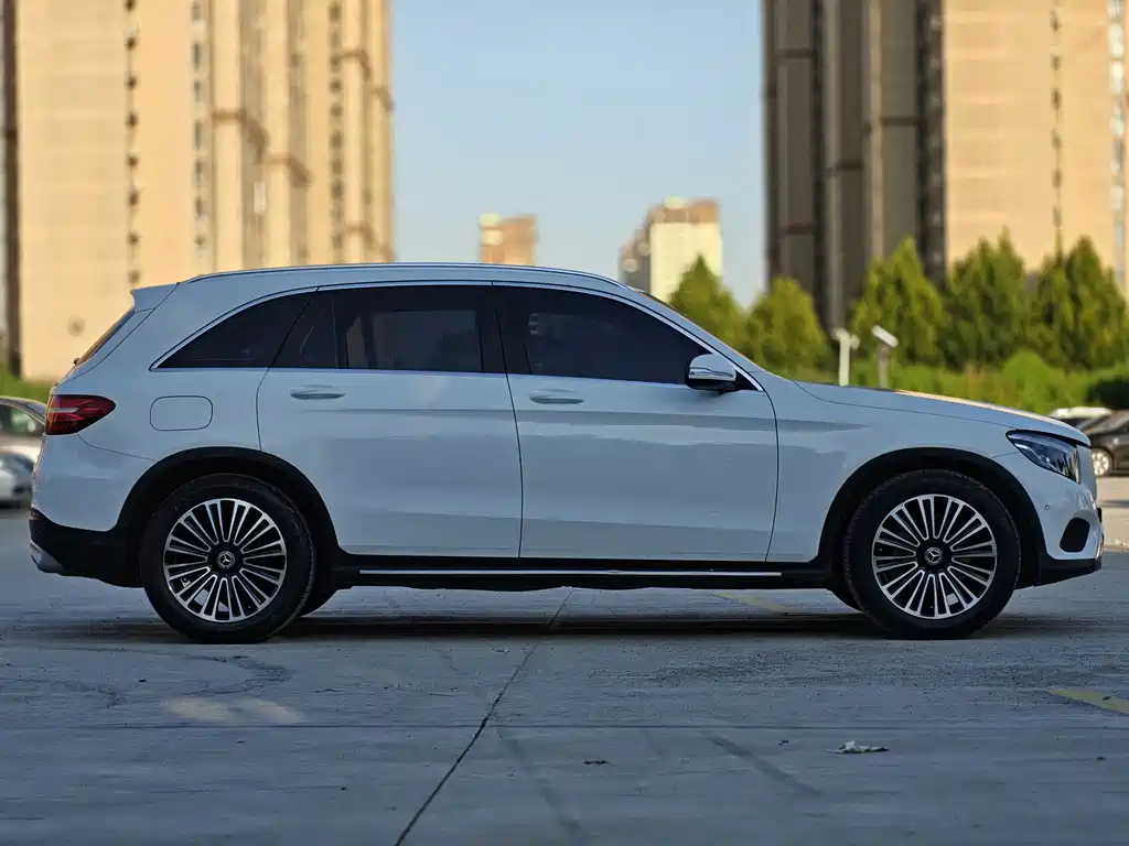 Mercedes-Benz GLC — фото 4