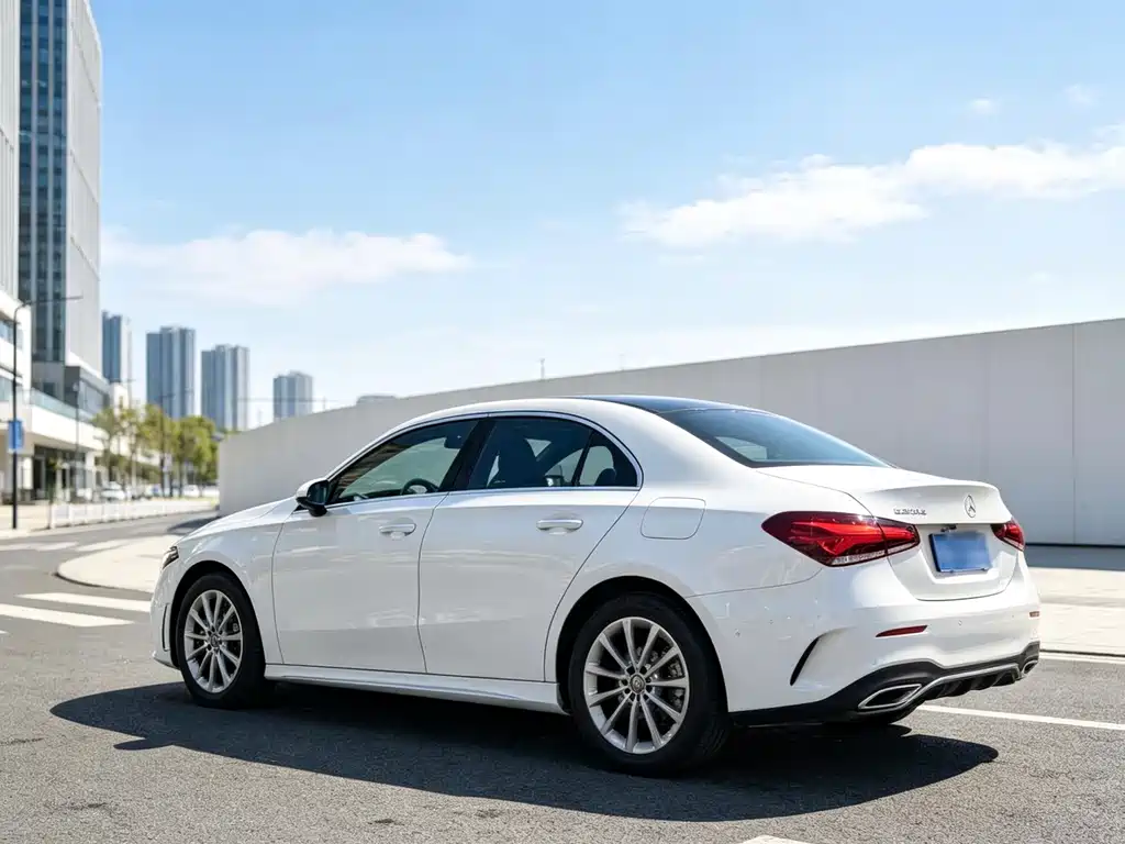 Mercedes-Benz A-Class — фото 2
