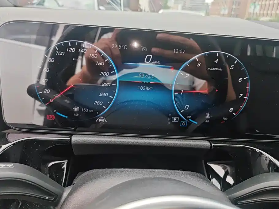 Mercedes-Benz GLA — фото 14
