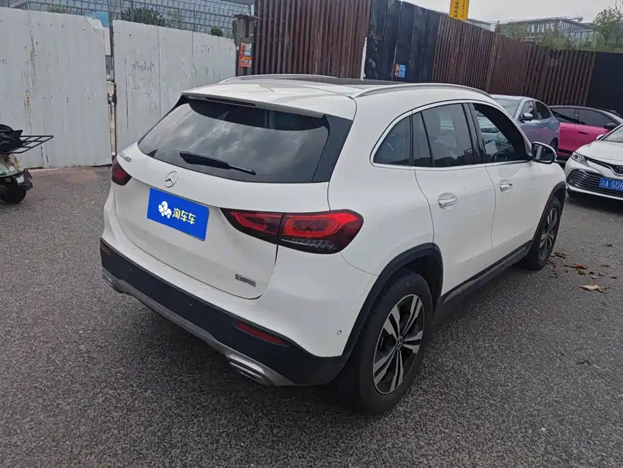 Mercedes-Benz GLA — фото 3