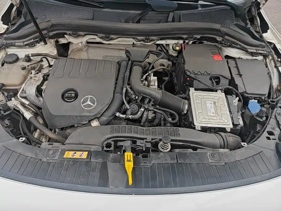Mercedes-Benz GLA — фото 10